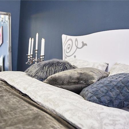 Designer Apartment In The Center Lwów Zewnętrze zdjęcie