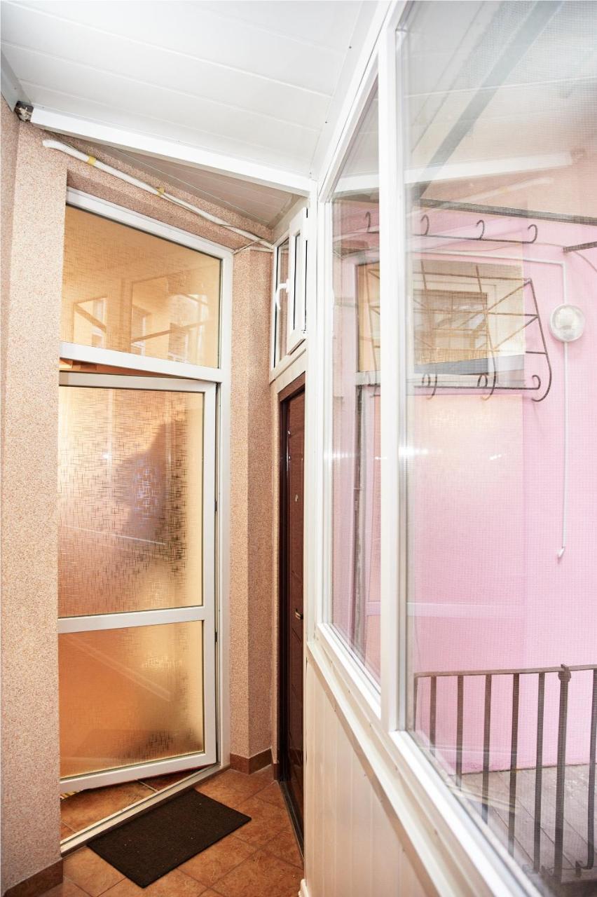 Designer Apartment In The Center Lwów Zewnętrze zdjęcie