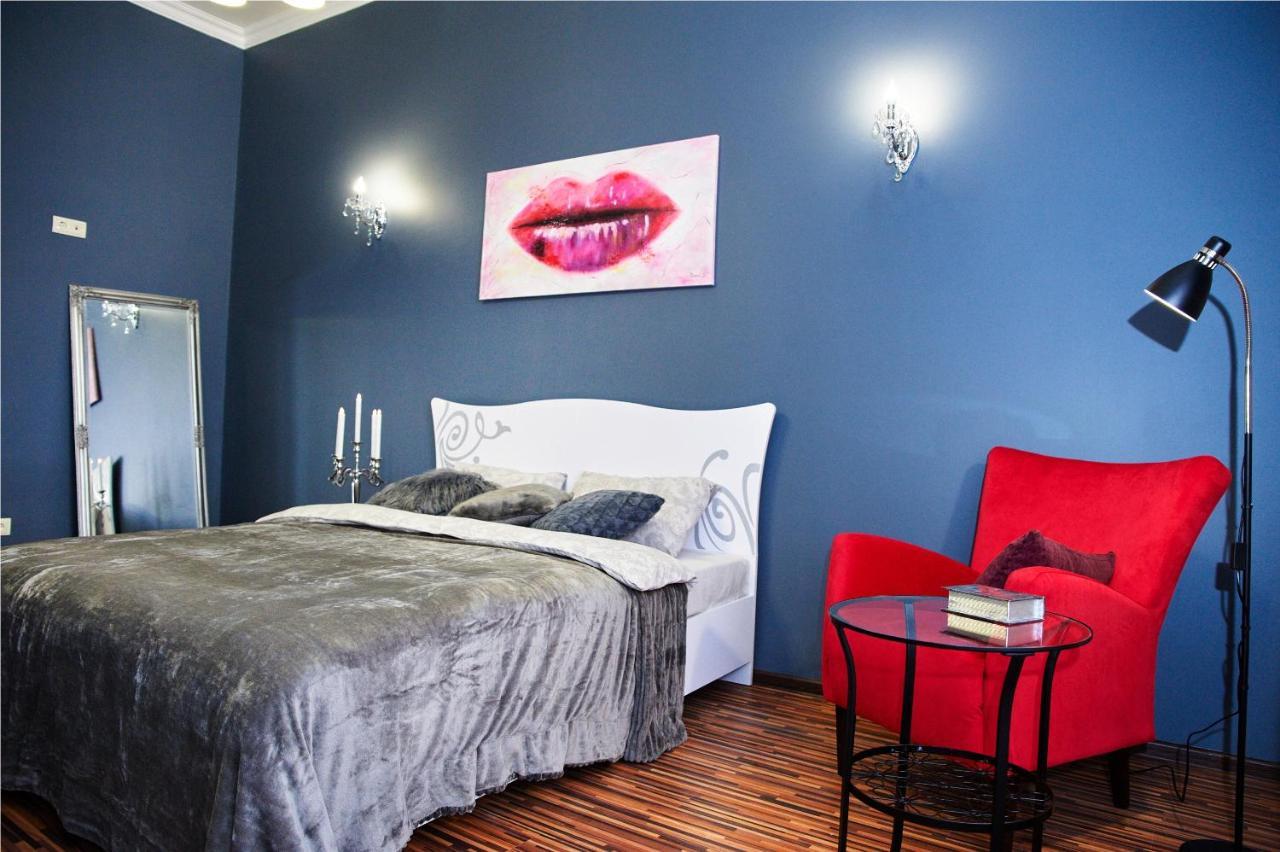 Designer Apartment In The Center Lwów Zewnętrze zdjęcie